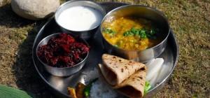 www.yoganga.org - YogAnga Retreat at Sri Santosh Puri Ashram - ayurvedic indian cooking course with Mandkini Puri