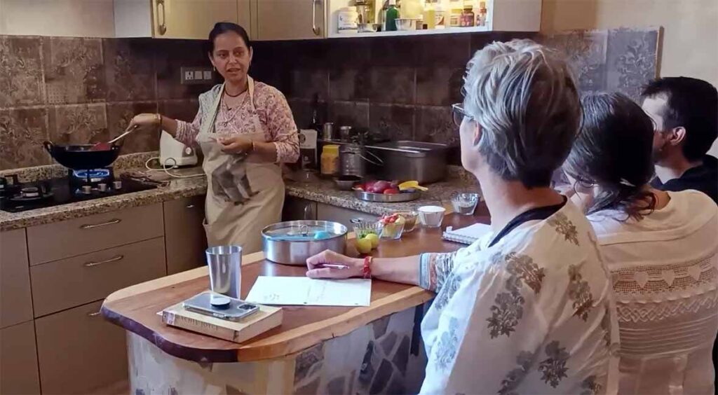 www.yoganga.org - YogAnga Retreat at Sri Santosh Puri Ashram, Ayurvedic Indian Cooking Courses