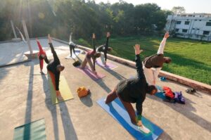 www.yoganga.org - Hatha Yoga Classes in India with YogAnga Retreat at Santosh Puri Ashram