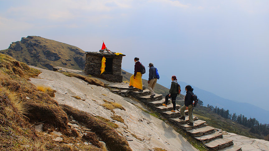 yoganga.org - YogAnga Himalayan Retreat - hiking, trekking, meditation, yoga, kirtan, pilgrimage, yatra, himalayan tours in Uttarakhand with Santosh Puri Ashram