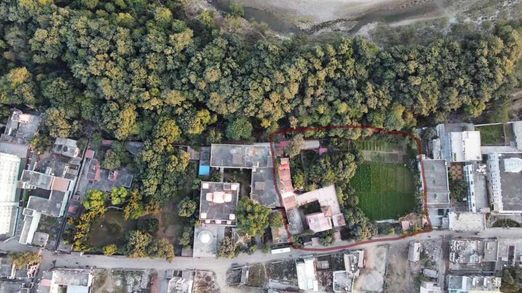 yoganga.org Sri Santosh Puri Ashram YogAnga Retreat, drone shot, away from the overwhelming hustle of the Yoga Capital of the World, we are just 20km from Rishikesh.